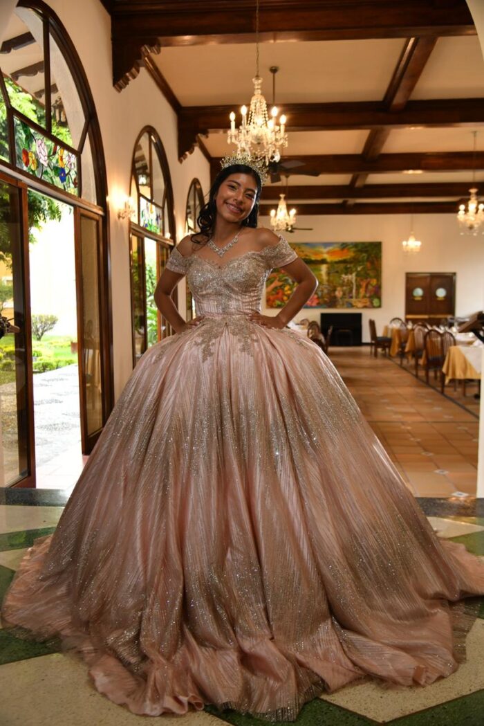 Vestido de Quinceañera Ref