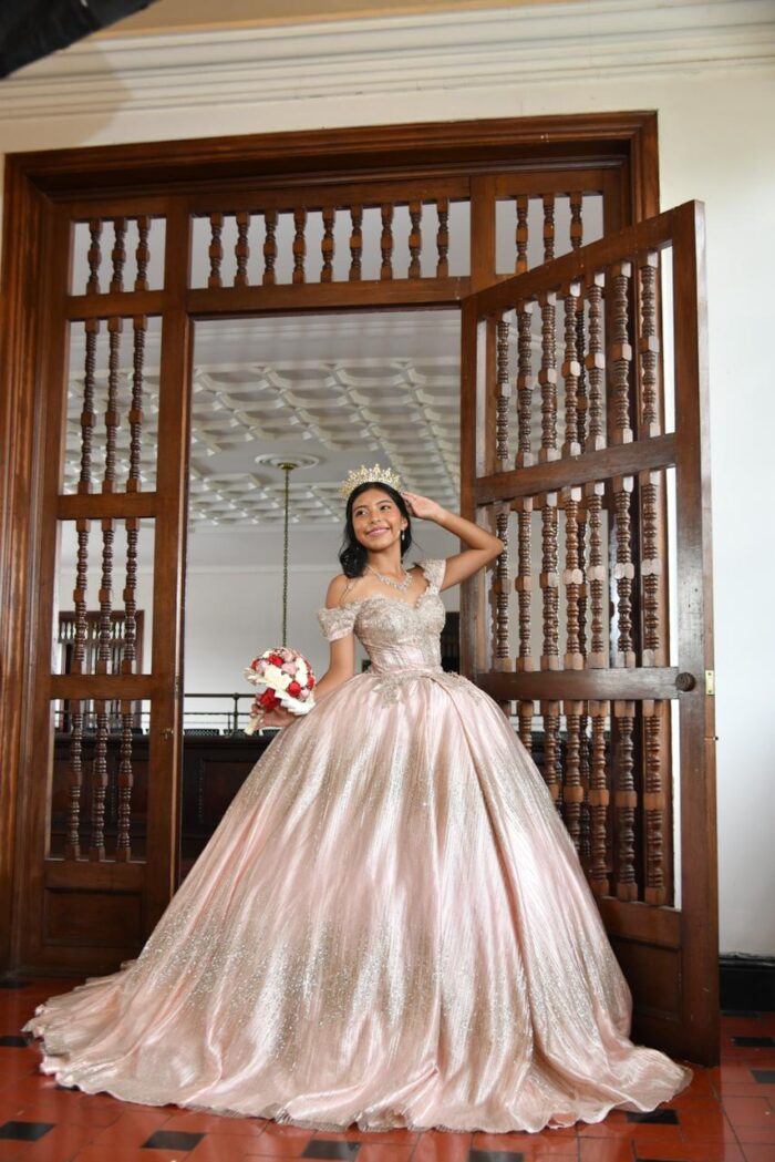 Vestido de Quinceañera Ref - Imagen 3