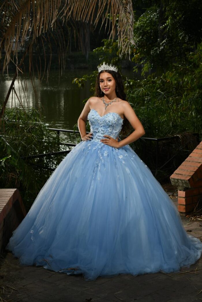 Vestido de Quinceañera Ref:
