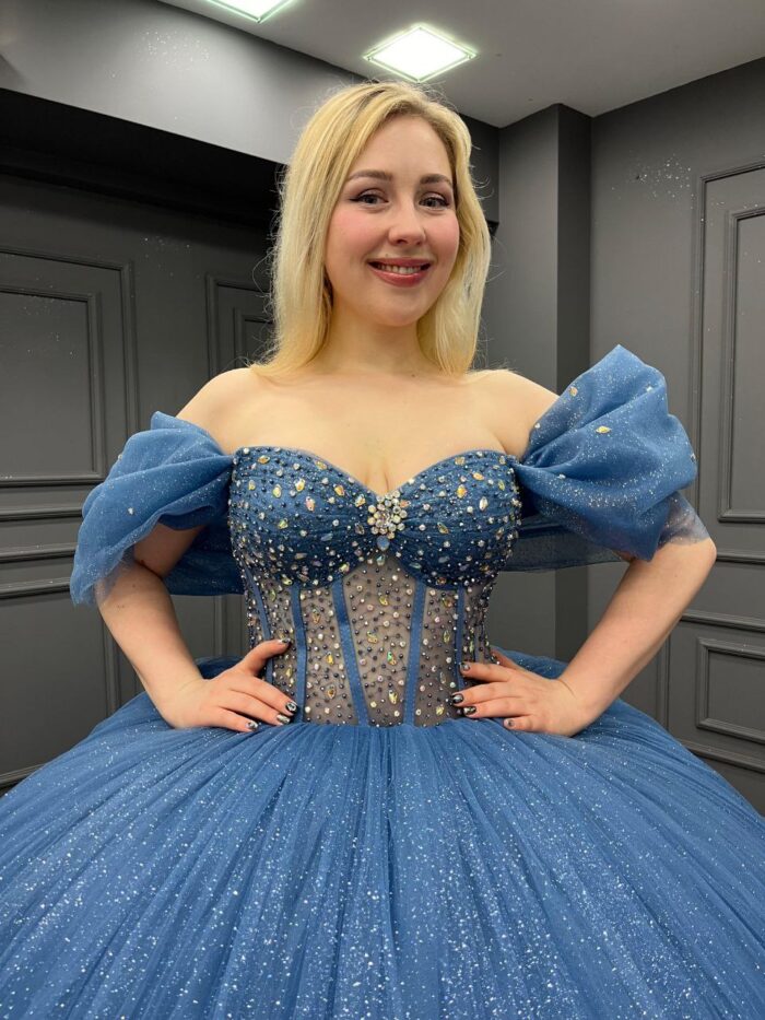 Vestido de quinceañera azul - Imagen 3