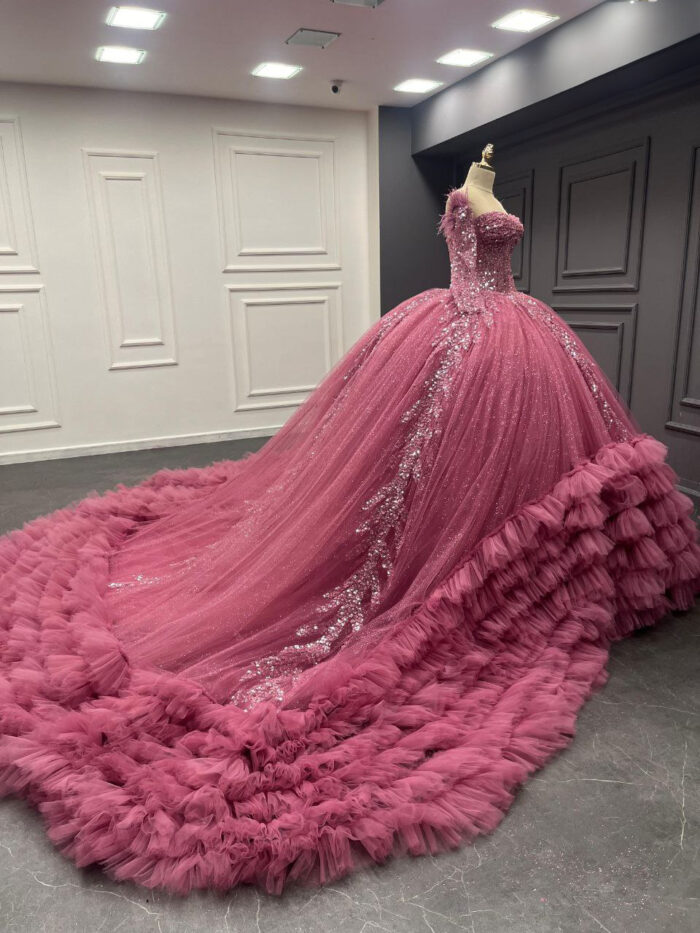 Vestido de quinceañera rosado - Imagen 4