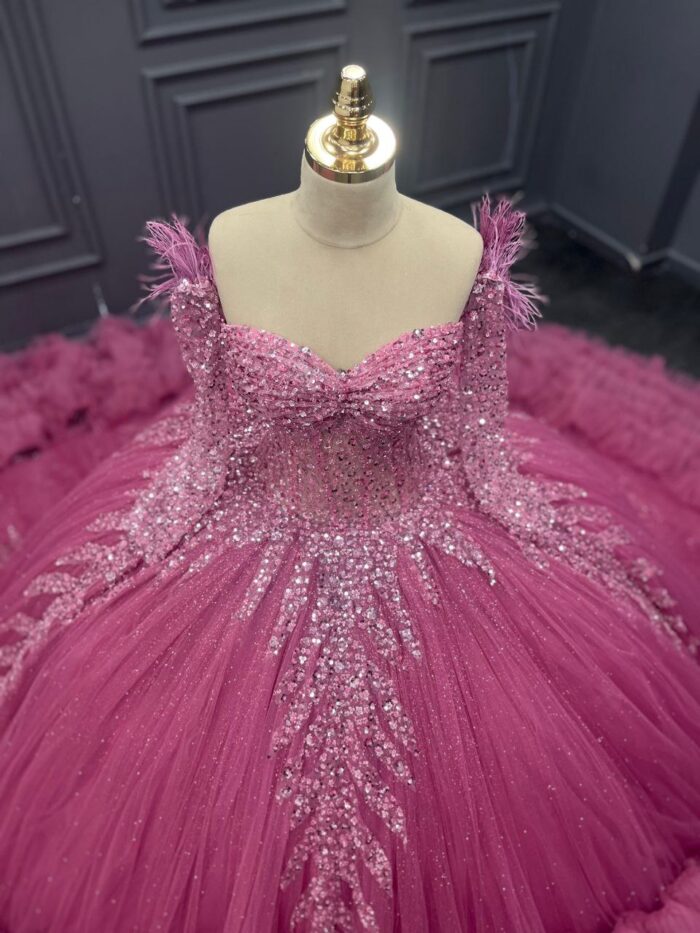Vestido de quinceañera rosado - Imagen 3