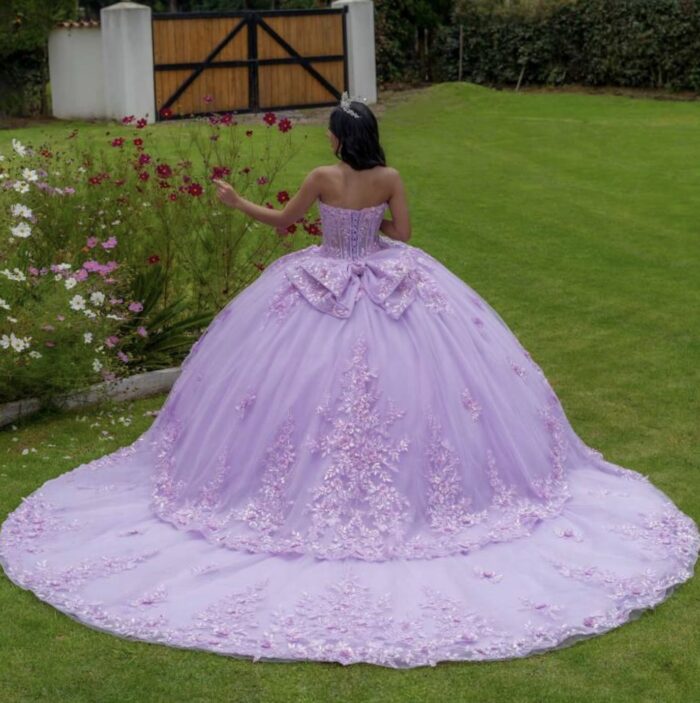 Vestido de quinceañera Lilac - Imagen 2